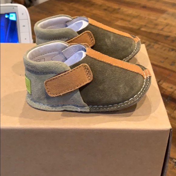 ✨3 hour flash sale✨NIB Pipit baby shoes - Picture 4 of 9